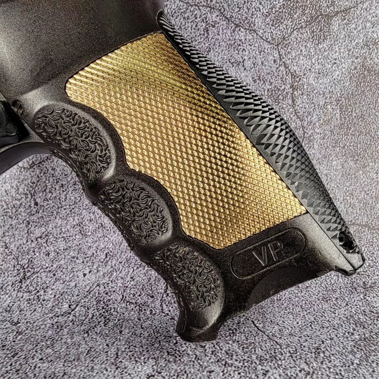 Taylor Freelance HK VP9 Grip Panel Kit Left /Right LRG Brass